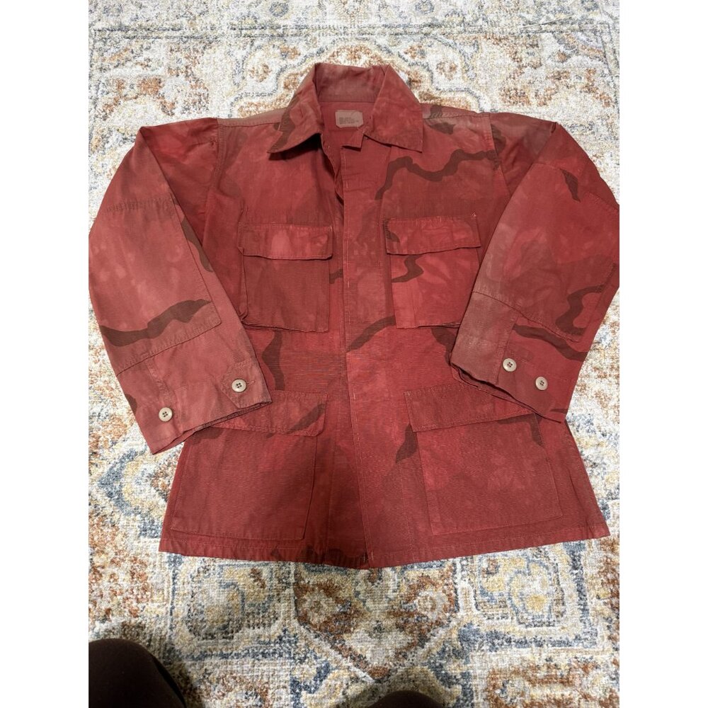 US Military Camo Utility Shirt Small Rosie The Riveter We Can Do It Graphic - Picture 2 of 9